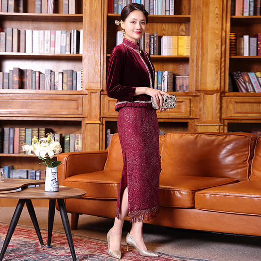 DLQ-A2764新款高端优雅气质短款钉珠外套立领礼服裙两件套 商品图2