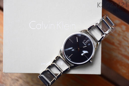 新到货！原单CK Calvin Klein/卡尔文·克莱恩女表 K3G23121
机芯：原装石英机芯
表壳：316L精钢
表镜：矿物质强化玻璃 商品图1