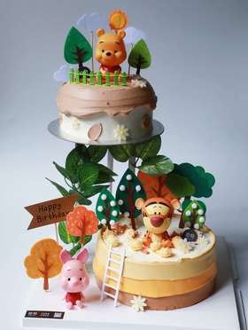 「小熊维尼·迪士尼」悬浮蛋糕·100%动物奶油（附图6+8寸双层·提前48小时预订）