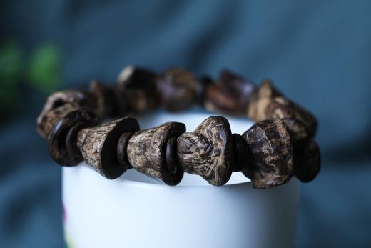 芽庄黑棋瘤疤料沉香手串 c52 商品图5