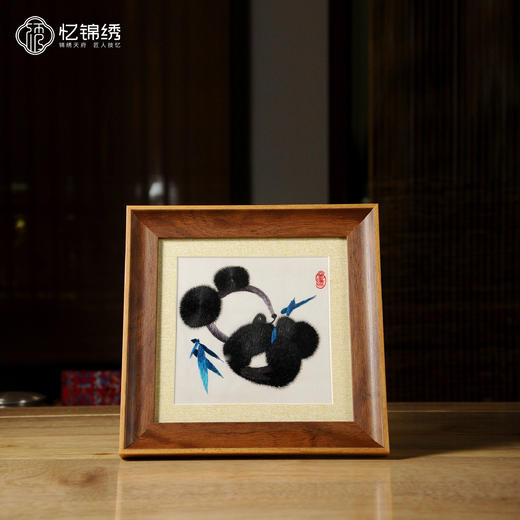 单面绣小座屏-卡通单熊猫 商品图1