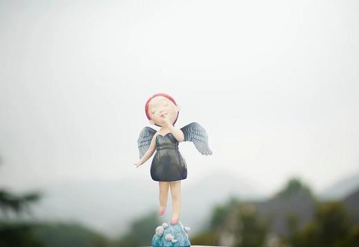 挥着翅膀的女孩 商品图1