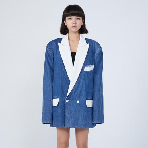 预售2020 ann andelman 牛仔拼接外套 cc57202002204 暂不受理无理由