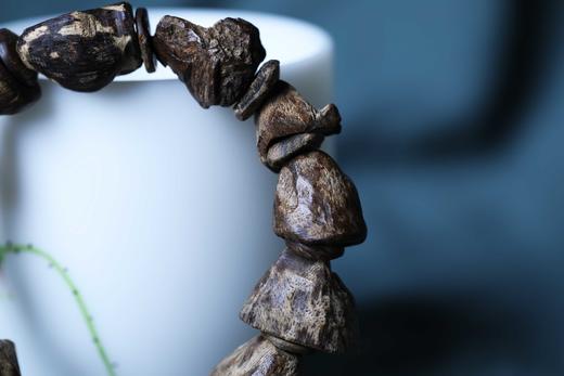 芽庄黑棋瘤疤料沉香手串 c52 商品图2