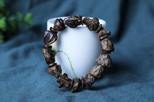 芽庄黑棋瘤疤料沉香手串 c52 商品图0