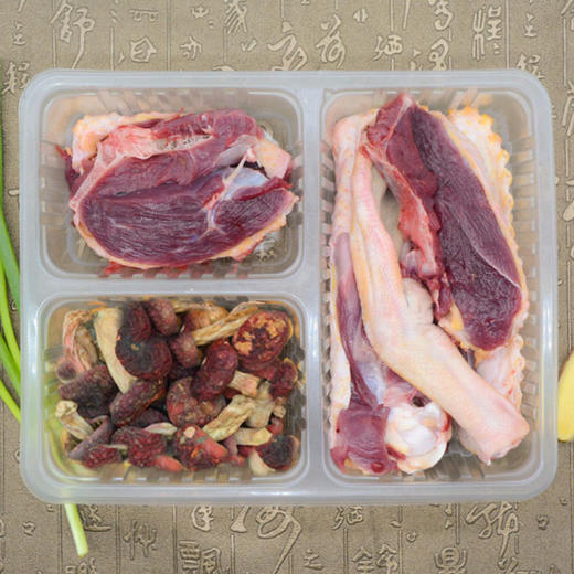 野生红菇土鸭汤 商品图0