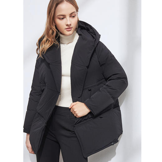 EITIE爱特爱冬季新款通勤加厚保暖显瘦宽松短款羽绒服外套女
6011705 商品图2