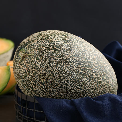 【被宠爱的西域珍品】新疆沙漠蜜瓜 香甜可口 肉厚汁丰 伽师瓜圣爵蜜瓜 风味独特 商品图7