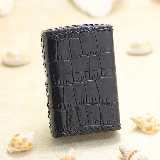 zippo 打火机鳄鱼皮纹压花(黑色皮) 商品图0