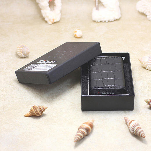 zippo 打火机鳄鱼皮纹压花(黑色皮) 商品图1