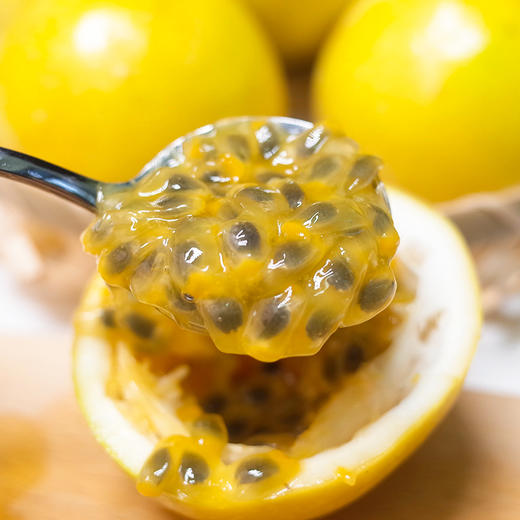 【香气炸弹】武平黄金百香果 果肉饱满 香甜多汁 芭乐味 不加蜂蜜直接吃！现摘现发 商品图1