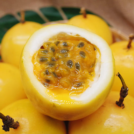 【香气炸弹】武平黄金百香果 果肉饱满 香甜多汁 芭乐味 不加蜂蜜直接吃！现摘现发 商品图4