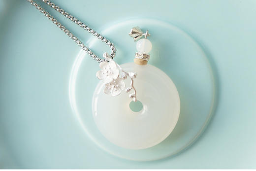 天然白玛瑙守护石扩香项链 蝴蝶 梅花平安扣银链精油瓶 s925纯银项链 商品图8