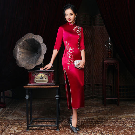 上海旗袍厂LHS-1007丈母娘婚礼服高贵酒红色洋气新娘结婚妈妈装喜婆婆旗袍婚宴装秋冬 商品图2