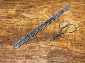 老铁铸刻量尺与老铁剪刀， 顺丰包邮