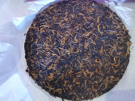 【秒杀】中茶金凤手撕滇红贡饼100g 商品图2