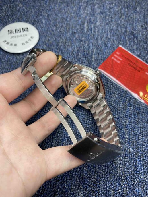 VS欧米茄海洋宇宙600米“四分之一橙”
1: 机芯：搭载1:1开模8900 VS自产一体机芯，稳定翻修少！ 商品图6