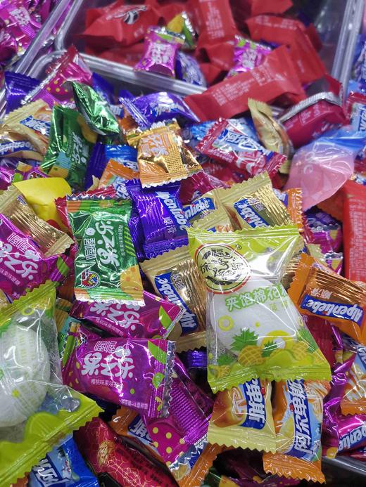 阿尔卑斯，喔喔水果味，徐福记酥心糖混搭散装称重：400克 商品图0