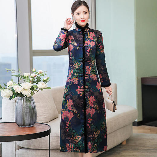 YJM新款优雅气质修身立领长袖加厚中长款印花夹棉旗袍裙 商品图3