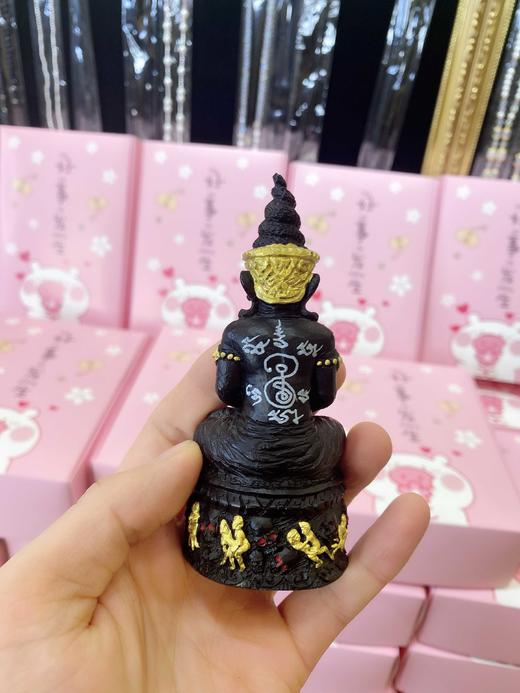 珍藏供奉型:阿赞帝 "男欢女爱" 红眼拍婴