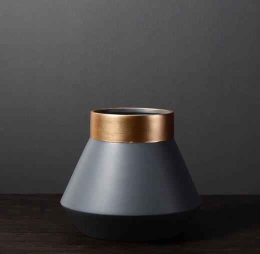 【装饰品】*北欧轻奢陶瓷花瓶现代简约陶瓷工艺品客厅花瓶摆件陶瓷家居装饰品 商品图4