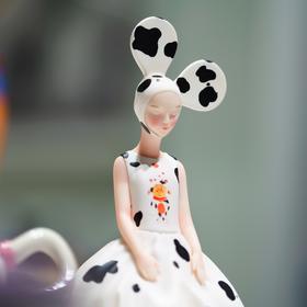 奶牛你好-然女孩