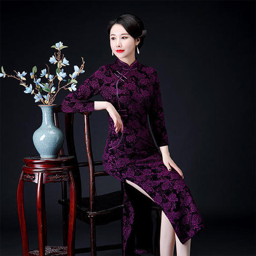 QQ-9792冬季新品复古修身中式礼服加绒祺袍 商品图1