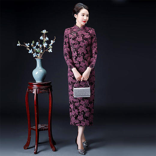 QQ-9792冬季新品复古修身中式礼服加绒祺袍 商品图3