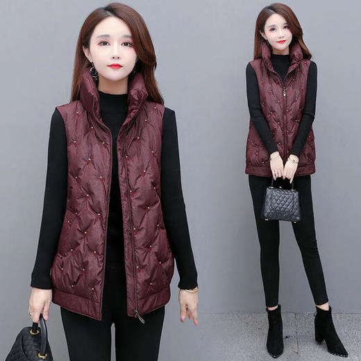 YWE-JL20B18羽绒棉时尚加厚保暖绣花马甲棉服 商品图0