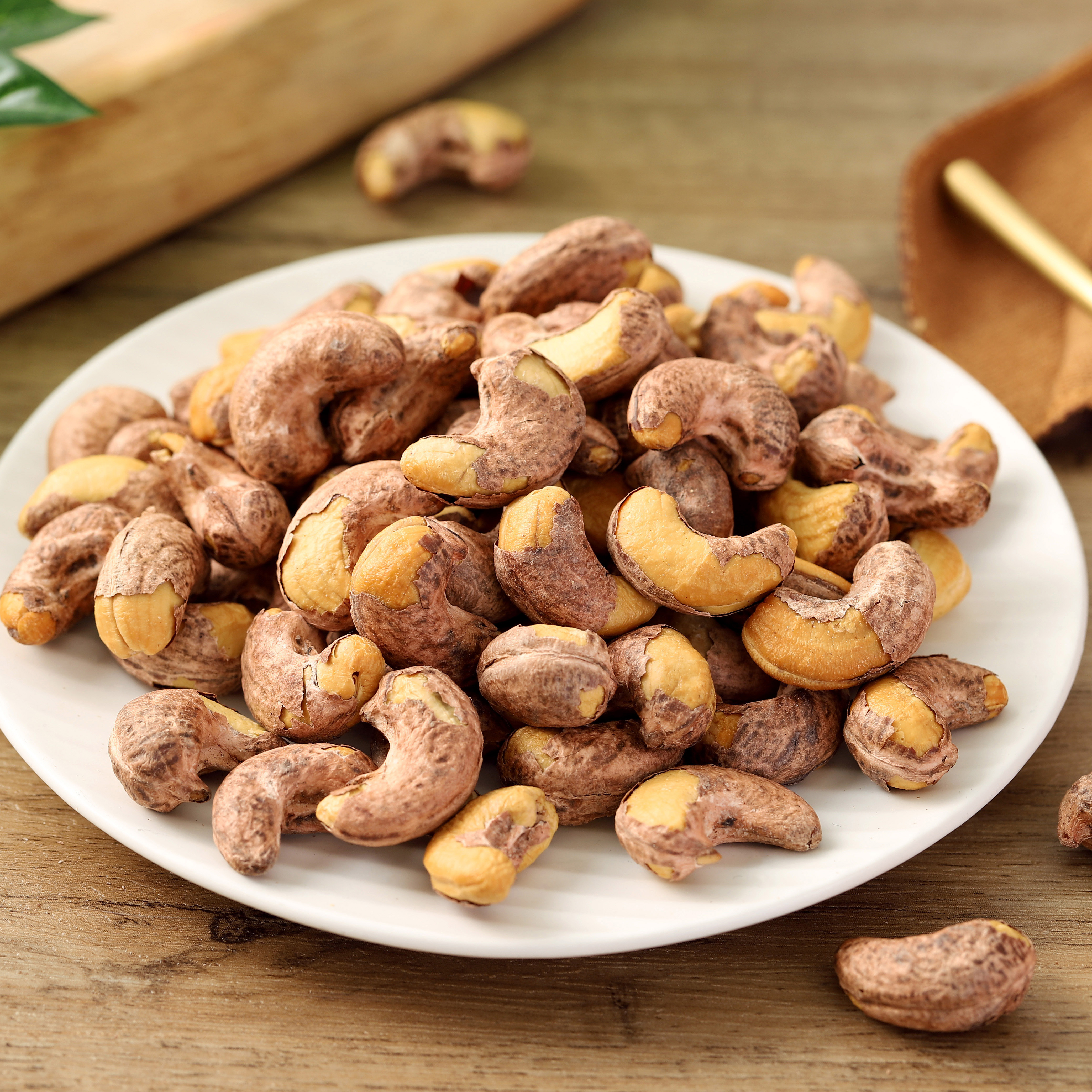 皮薄易脱肉脆咸香烘焙带皮腰果甄选型号w180特大腰果个大肉厚饱满有