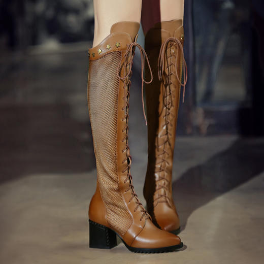 上海旗袍厂DTN-320      秋季新款镂空真皮尖头中跟网面靴前系带交叉绑带铆钉时尚高筒靴 商品图2