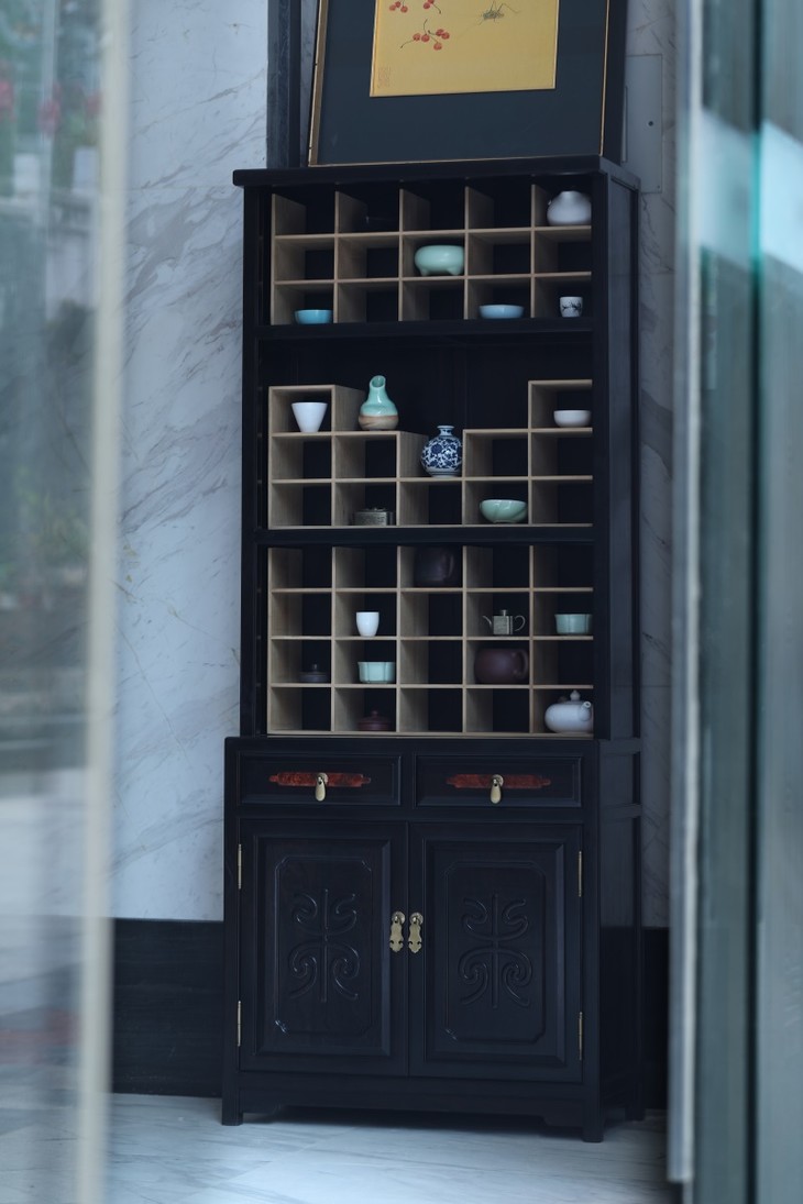 紫光檀金丝楠茶杯柜文玩柜红木柜(运费到付)