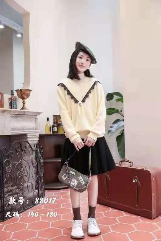 丫奥龙毛衣 商品图1