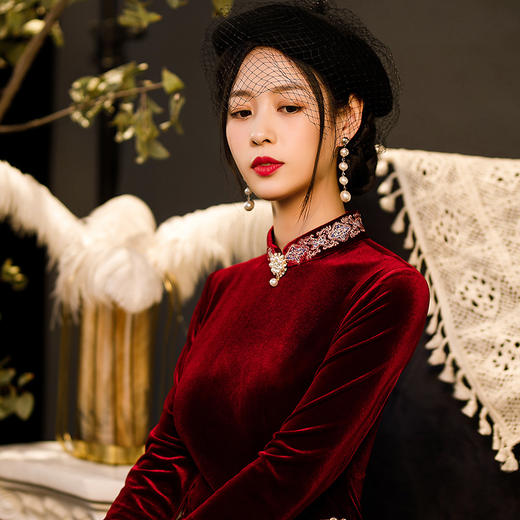 秋冬新款绣花中长款丝绒旗袍，复古改良中国风旗袍礼服 YG-0097 商品图2
