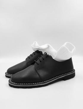 Artisanal shoes