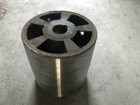 提升机头部滚轮