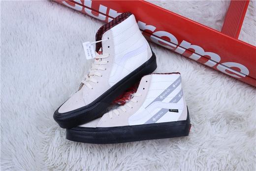 万斯/VANS 万斯高帮板鞋 白色 货号：VN0A4VJD23G 尺码：35 36 36.5 37 38 38.5 39 40 40.5 41 42 42.5 43 44 商品图0