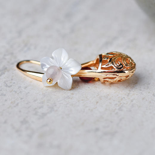 JGL-03220160贝壳花花朵耳环个性复古金属耳环原创设计首饰 商品图3