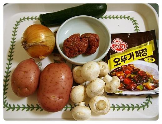 不倒翁炸酱粉오뚜기짜장분말100g 商品图1