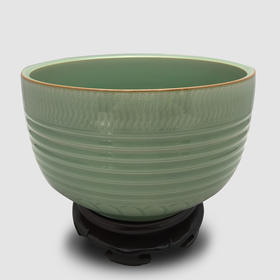 青瓷陈爱明《梅子青刻花钵》