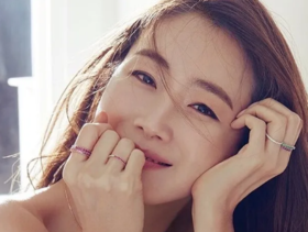 一秒打造清新素颜妆，脸还比鸡蛋嫩，​这样的肌肤你不想要？​ 