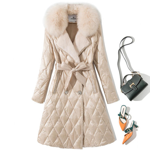 YLYM-W2257新款女装狐狸毛+水貂毛白鸭绒不可拆卸羽绒服 商品图1