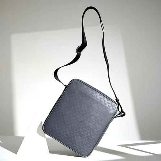 单肩斜挎包 银河灰 商品图1