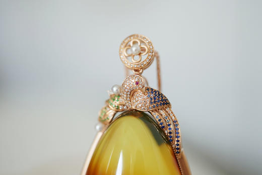 墨西哥红蓝珀18K玫瑰金镶钻水滴吊坠    特价 商品图4