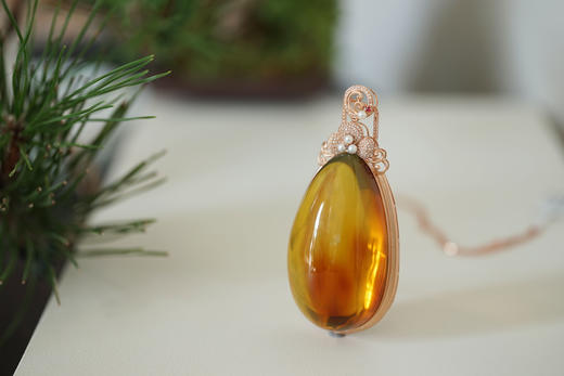 墨西哥红蓝珀18K玫瑰金镶钻水滴吊坠    特价 商品图2