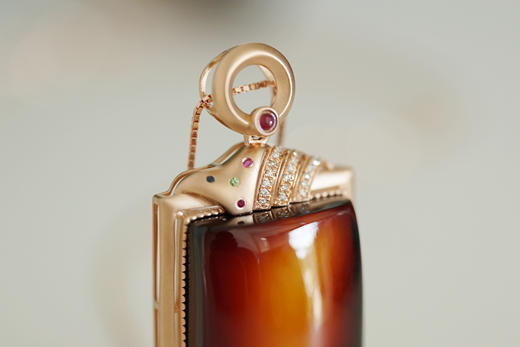 墨西哥红蓝珀18K玫瑰金镶钻方牌吊坠    特价 商品图2