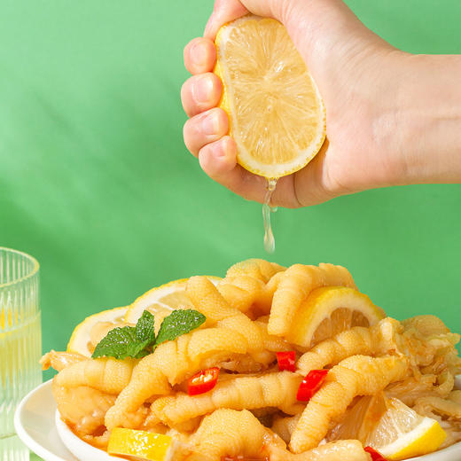 【无骨鸡爪】无骨鸡爪  蒜蓉味  酸辣味 新鲜柠檬与鸡爪碰撞 吃出鲜柠味 清香酸爽500g 商品图1