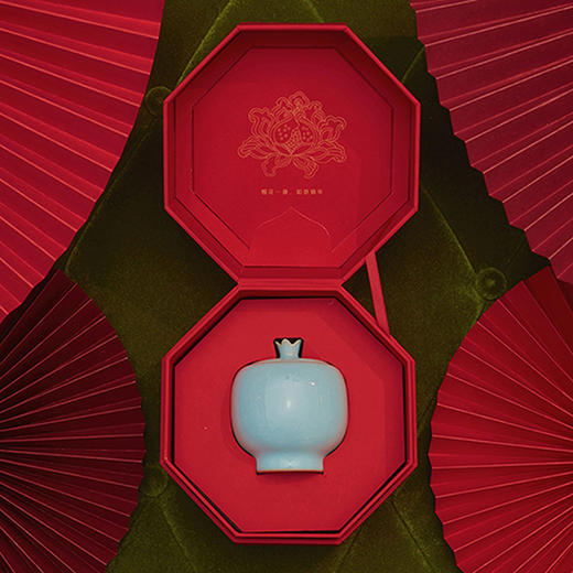 故宫宫廷系列锦年石榴汝瓷罐 商品图5