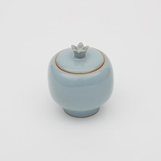 故宫宫廷系列锦年石榴汝瓷罐 商品图3