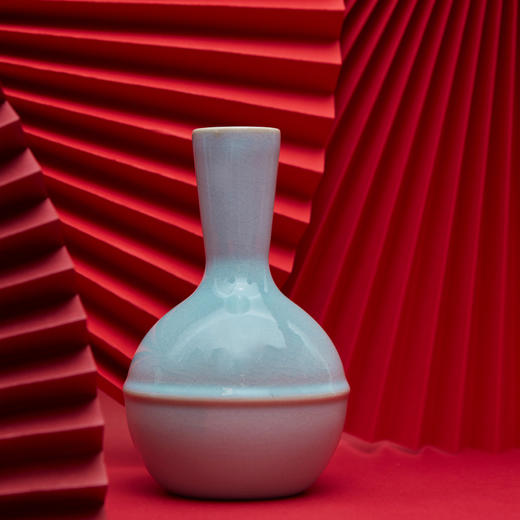 玉铃铛汝瓷瓶 商品图5